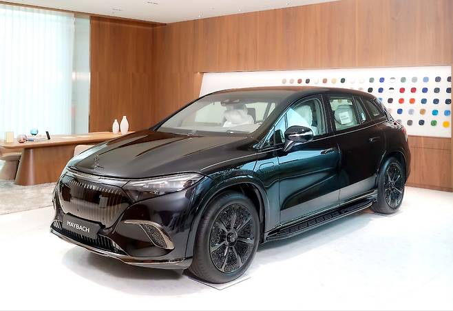 메르세데스-마이바흐 EQS SUV 실버 라이닝 [메르세데스-벤츠 코리아 제공]