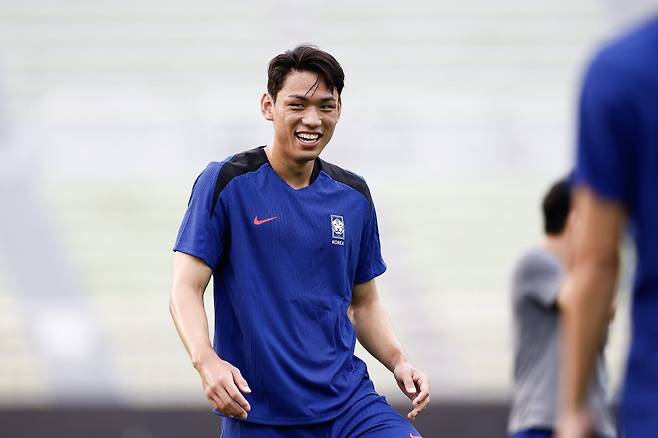 최악의 올 시즌을 보내는 축구대표팀 오세훈에게 15일 용인미르스타디움에서 열릴 일본과의 E-1 챔피언십 3차전은 자신의 존재감을 확인시킬 절호의 기회다. 성남종합운동장에서 진행된 대표팀 훈련 도중 활짝 웃는 모습. 사진제공｜대한축구협회