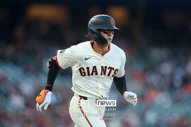 ▲ 힘들었던 6월을 보낸 이정후는 7월 타율이 0.324로 살아났다. 이날 경기를 끝으로 후반기를 향한 재정비를 할 수 있게 됐다.