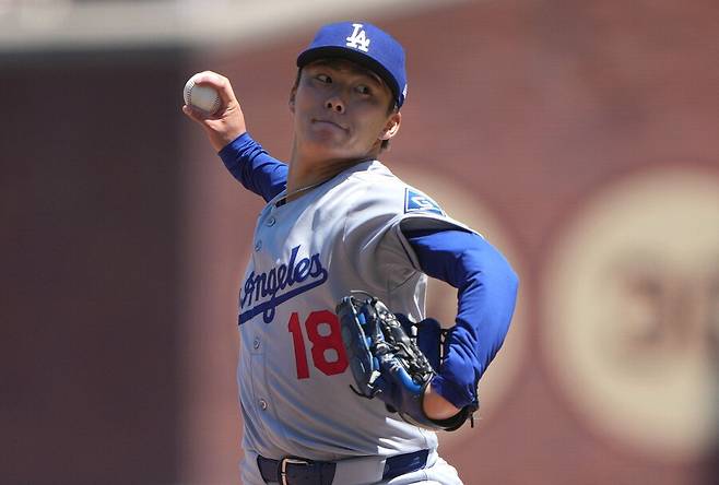 ▲ LA다저스 선발 야마모토 요시노부는 전반기 마지막 등판에서 7이닝 무실점 호투를 펼쳤다. ⓒ연합뉴스/AFP