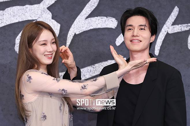 ▲ 이성경 이동욱 ⓒ곽혜미 기자