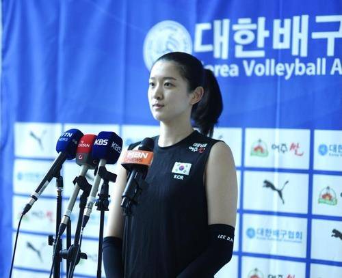 인터뷰하는 여자배구 대표팀의 이다현 [연합뉴스 자료 사진]