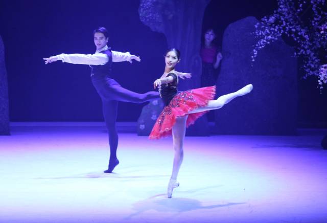 김옥련발레단 창단 30주년 기념 공연 중 하나인 '거인의 정원'. 김옥련발레단 제공