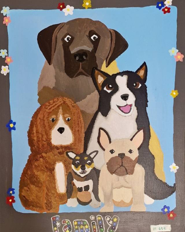 윤효준, 가족 사진, 2025. 갤러리 재희 제공