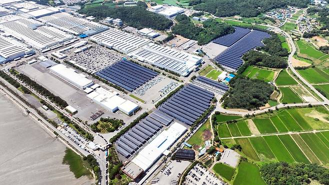 기아 오토랜드 화성에 설치된 태양광 자체발전 설비