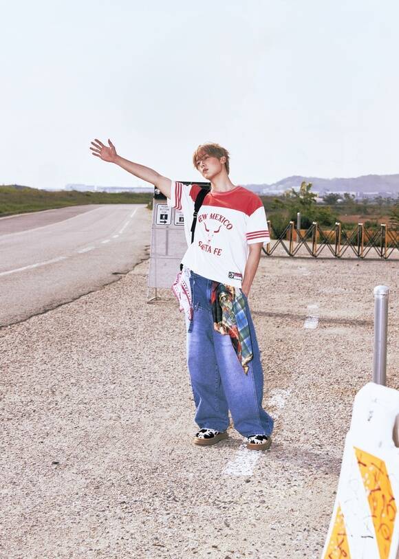 윤산하는 "문빈 형과 문빈&산하를 할 때 가장 성장했다고 느끼고 그게 솔로까지 이어지는 거 같다"고 부연했다. 그가 이번 앨범을 "빈이 형도 녹아 있는 앨범"이라고 말하는 이유다. /판타지오