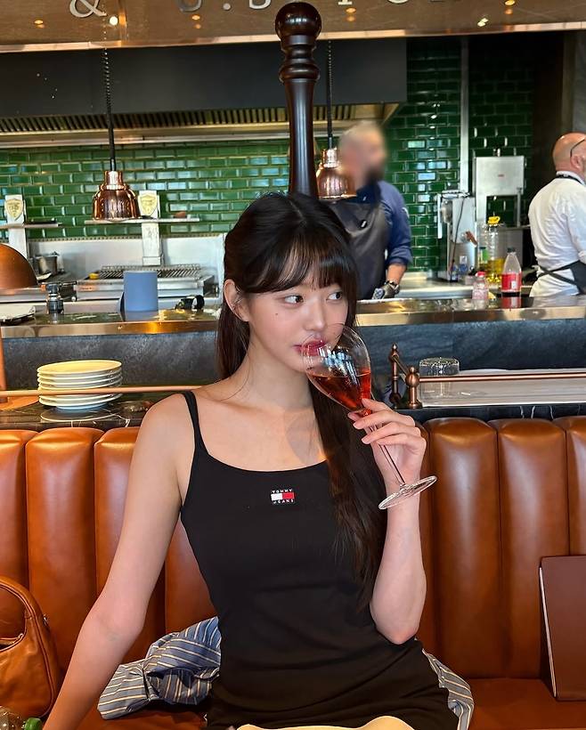 장원영 인스타그램 캡처.