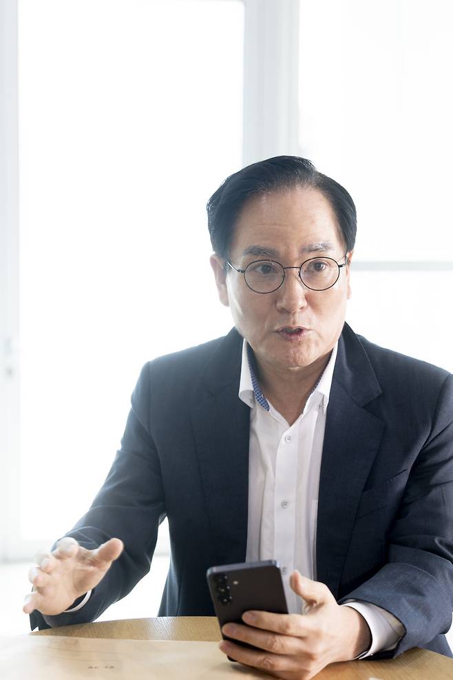 허경렬 전 경기남부지방경찰청장. 지호영 기자