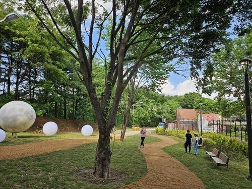 성남물빛공원 두물길 달빛쉼터 [성남시 제공. 재판매 및 DB 금지]