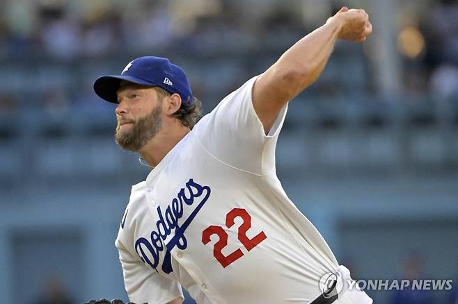 MLB를 대표하는 '커브 장인' 클레이턴 커쇼의 커브 투구 순간 [Imagn Images=연합뉴스]