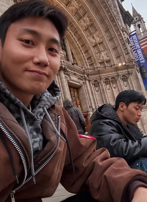 황희찬(오른쪽)과 백승호