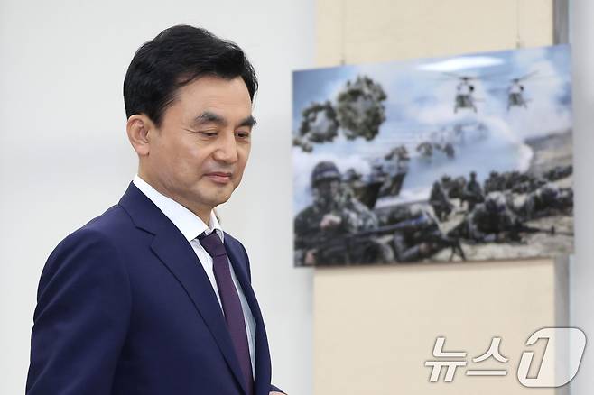 안규백 국방부 장관 후보자가 15일 오전 서울 여의도 국회 국방위원회 전체회의장에서 열린 인사청문회에 출석하고 있다. 2025.7.15/뉴스1 ⓒ News1 이광호 기자