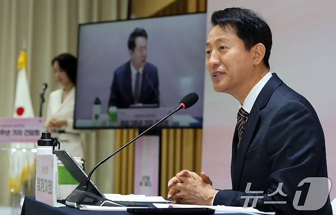 오세훈 서울시장이 16일 오전 서울 중구 서울시청에서 열린 민선8기 취임3주년 기자간담회에서 인사말을 하고 있다. (공동취재) 2025.7.16/뉴스1 ⓒ News1 이동해 기자