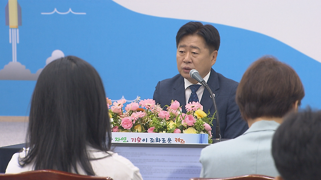 취임 3주년 기자회견 중인 오영훈 제주지사