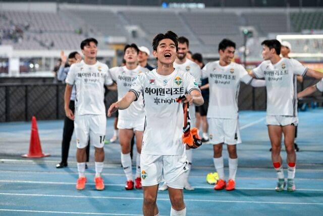 Kim Dae -won./ Gangwon FC