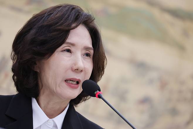 이진숙 사회부총리 겸 교육부 장관 후보자가 16일 서울 여의도 국회 교육위원회에서 열린 인사청문회에서 의원 질의에 답변하고 있다. [연합]