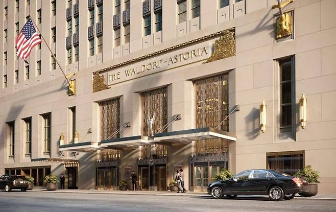 [서울=뉴시스] 미국 뉴욕의 월도프 아스토리아 호텔이 대규모 리모델링과 안방보험 사태를 거쳐 8년 만에 영업을 재개한다. (사진 = 월도프 아스토리아 누리집 캡처) 2025.07.15.  *재판매 및 DB 금지
