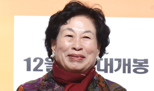 배우 전원주가 결혼 초 신혼 시절 겪었던 충격적인 일화를 공개했다. 뉴스1 제공