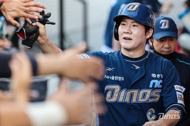 NC 박민우는 전반기 뛰어난 타격감을 선보였다. 그는 2020시즌 이후 5년 만에 2루수 부문 골든 글러브 수상에 도전한다. 사진제공｜NC 다이노스
