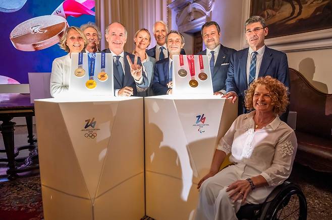 2026 밀라노·코르티나담페초 동계 올림픽 메달 공개 행사 [2026 밀라노·코르티나담페초 동계올림픽·패럴림픽대회 조직위원회 제공. 재판매 및 DB 금지]