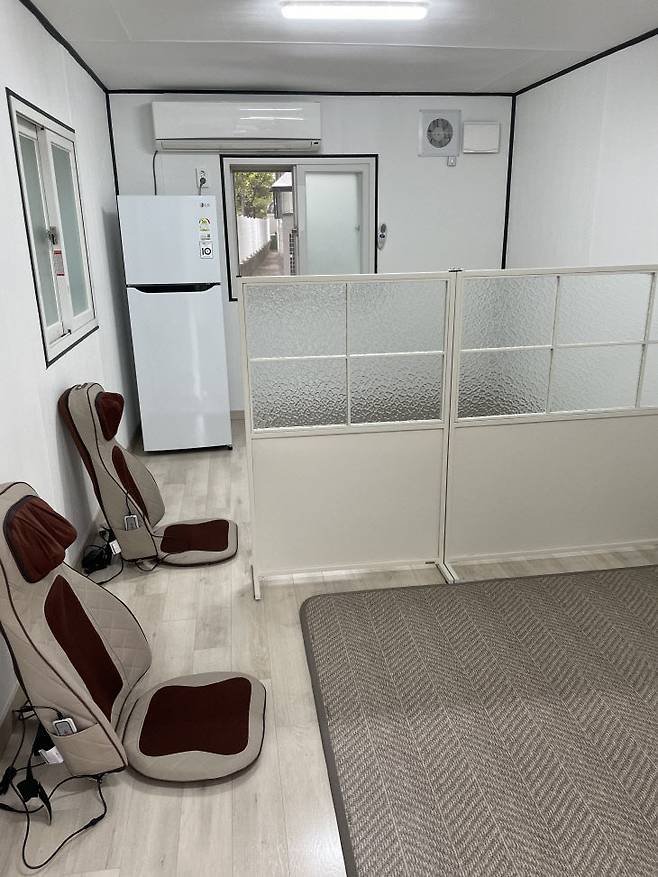 노사상생모델 좋은일터 조성사업에 참여한 (주)스몰랩은 근로자들의 휴게실을 개선했다. (사진= (주) 스몰랩)