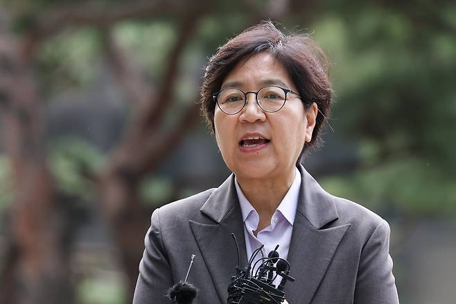 정은경 보건복지부 장관 후보자가 30일 오전 서울 중구 남대문로에 마련된 인사청문회 준비 사무실로 출근하고 있다. / 고운호 기자