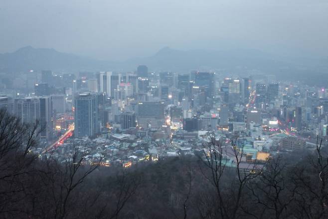 대기오염물질인 질소산화물을 온도 변화에 관계없이 안정적으로 제거하는 새 촉매가 개발됏다. 게티이미지뱅크 제공
