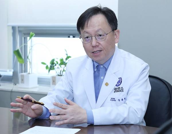 세브란스어린이병원 소아신경과 강훈철 교수 /사진=세브란스병원 제공