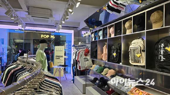 마크곤잘레스 명동 플래그십 스토어 1층 전경. [사진=진광찬 기자]