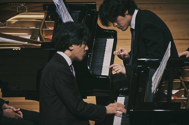 피아니스트 손민수와 임윤찬, 사진=목프로덕션