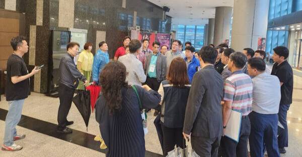 서울 양재동 소재 신양재변전소와 아트센터. 독자 제공