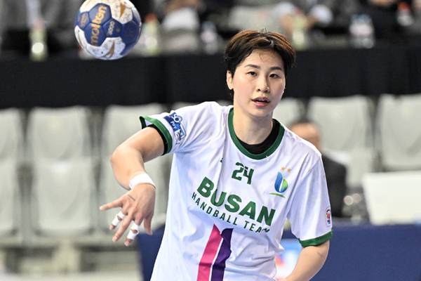 사진 부산시설공단 권한나, 사진 제공=한국핸드볼연맹