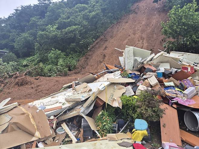 청양 산사태 현장 [충남 청양경찰서 제공. 재판매 및 DB금지]
