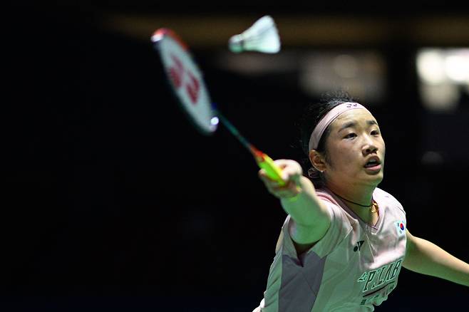 18일 BWF(세계배드민턴연맹) 일본 오픈 8강전에서 천위페이를 상대한 안세영. /AFP 연합뉴스