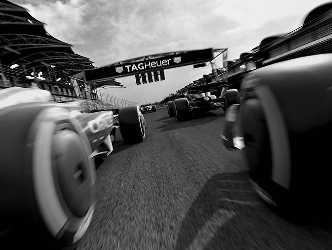 올해부터 전개 중인 'Designed to Win' 캠페인. 사진 태그호이어