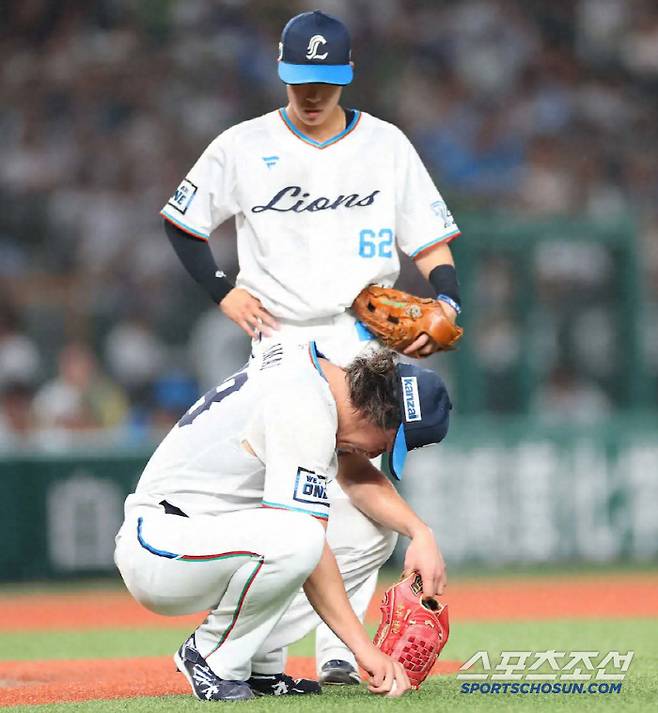 세이부 에이스 이마이가 6월 27일 니혼햄전 4회 2사후 갑자기 이상 증세를 호소했다. 무더위로 인한 열사병으로 교체됐다. 사진캡처=스포츠닛폰 홈페이지