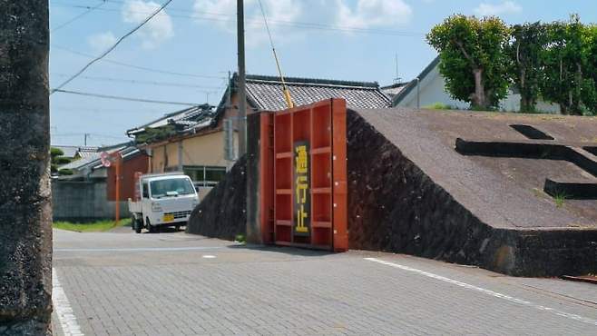 1d94f308ccf107f43eed83e541807c02715da0e9fe87cf2631ab2dd755b846b53f2e4fd48f2dbe2c9f48