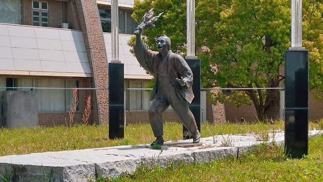 1d94f308ccf107f43eed83e542807d02f69bb6b2146dc3ec200a9ad448f23e95404158181ce09a12375b