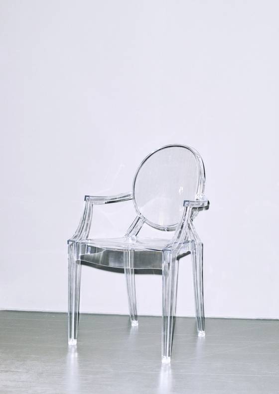 필립 스탁의 ‘루이 고스트’ 체어(2002년). [사진 DDP]