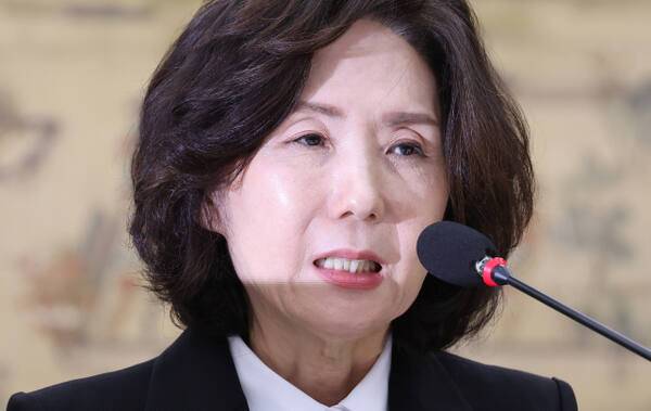 이진숙 사회부총리 겸 교육부 장관 후보자가 지난 16일 서울 여의도 국회 교육위원회에서 열린 인사청문회에서 의원 질의에 답변하는 모습. 연합뉴스