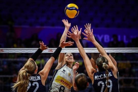 이탈리아와 미국의 VNL 여자부 경기 장면 / 사진=FIVB 홈피 캡처. 연합뉴스
