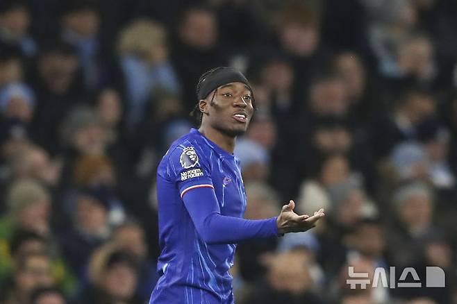 [맨체스터=AP/뉴시스] 잉글랜드 프로축구 프리미어리그(EPL) 아스널로 이적한 노니 마두에케. 2025.01.25.