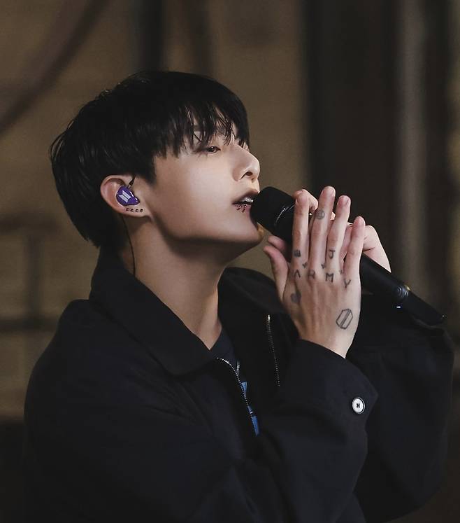 방탄소년단 정국 'Closer to You' 스포티파이 1억 5000만 스트리밍 돌파..'뜨거운 인기'