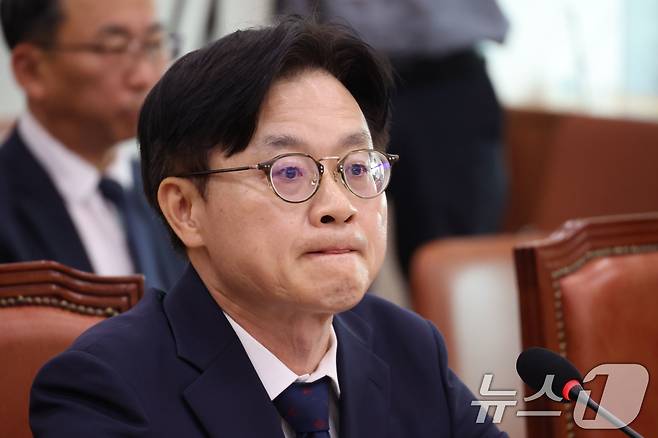 김정관 산업통상자원부 장관 후보자가 17일 오전 서울 여의도 국회 산업통상자원위원회 전체회의장에서 열린 인사청문회에서 의원 질의를 듣고 있다. 2025.7.17/뉴스1 ⓒ News1 이광호 기자