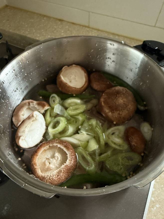 IMG_0467.jpeg 아롱사태 장조림