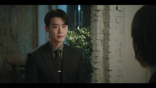 ‘서초동’에서 9년차 어쏘 변호사 이종석에게 마음의 변화가 찾아왔다. 사진=서초동