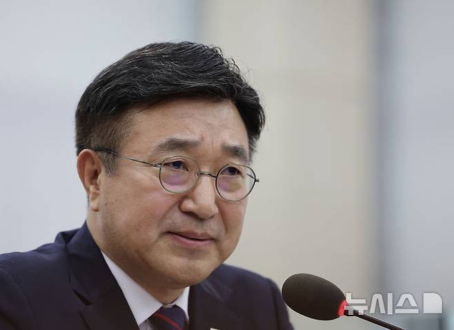 [서울=뉴시스] 김명년 기자 = 윤호중 행정안전부 장관. 2025.07.18. kmn@newsis.com