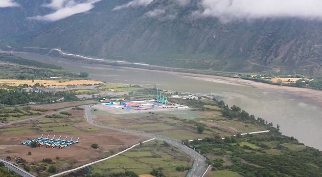 中 티베트 얄룽창포강 전경(CCTV)