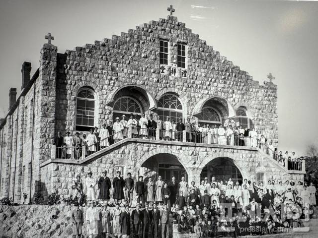 ▲1973년 안동교회 2층 석조 예배당. ⓒ 경안노회유지재단