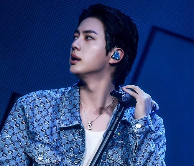 '이틀 내내 완전매진' 방탄소년단 진 美 애너하임 콘서트 혼다 센터 역사상 최고 기록